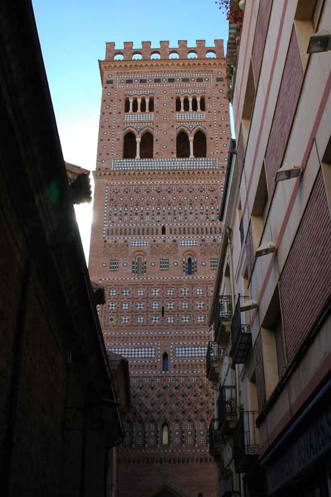 Teruel 24 - torre de San Salvador.jpg